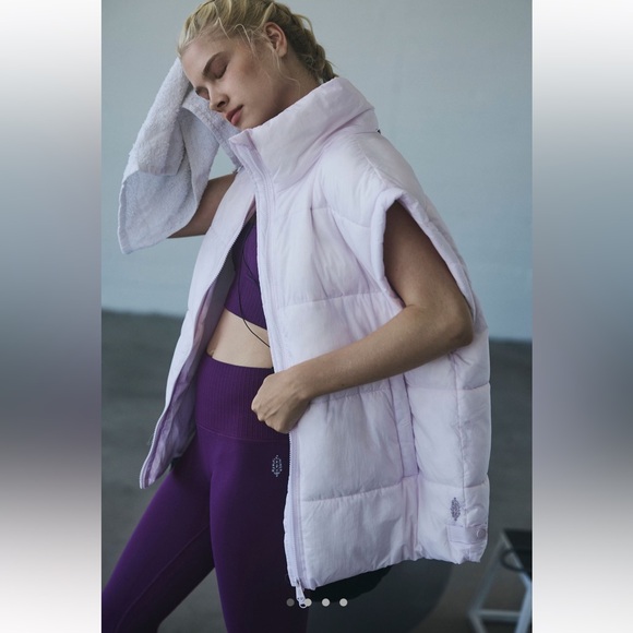 Free People X FP Movement In A Bubble Puffer Vest in Rose Quartz NWT - Picture 2 of 4